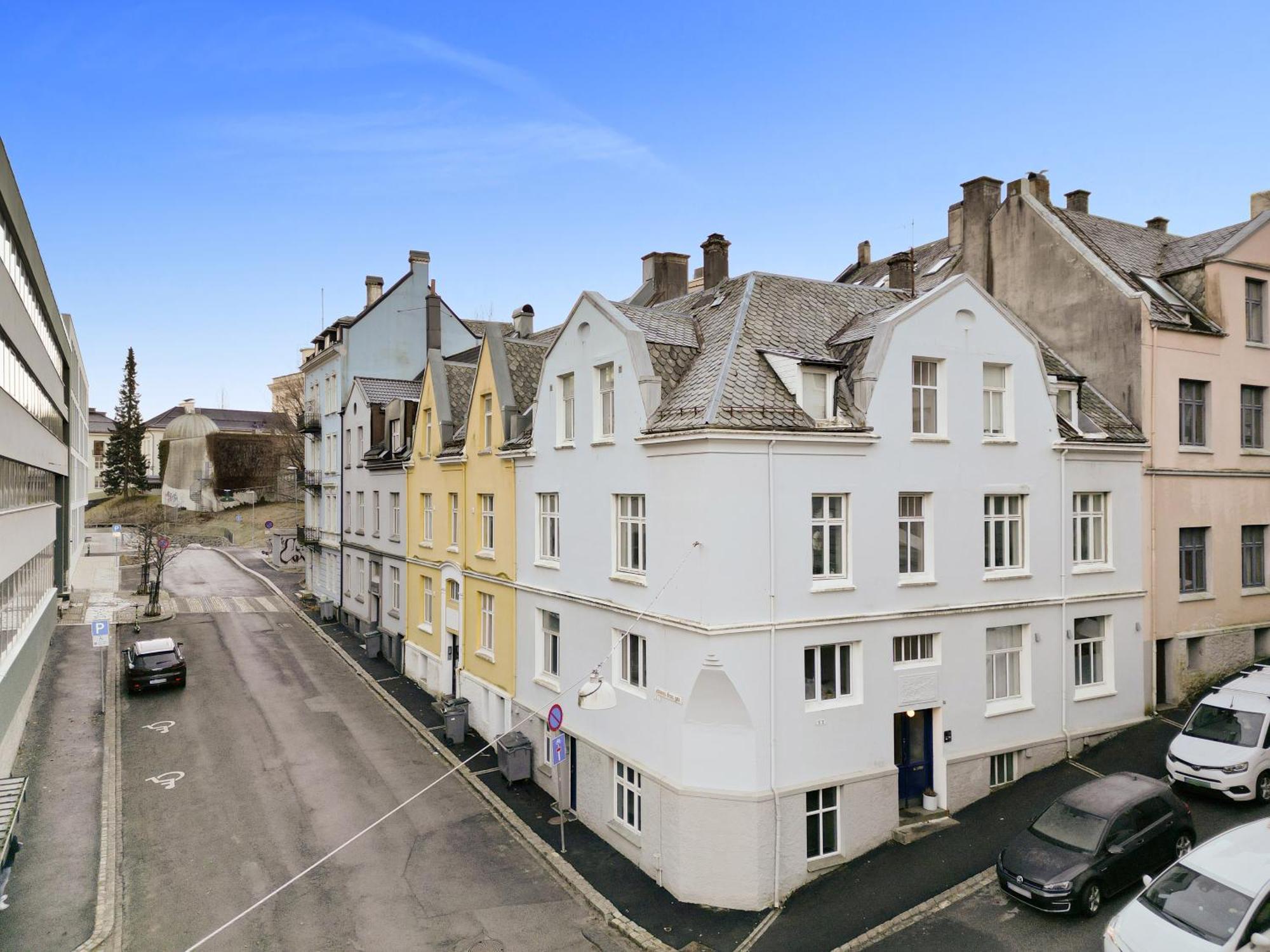 Homerentals L 120Sqm Mid-Central - King Beds - 500Mbps Wi-Fi Bergen Exterior photo
