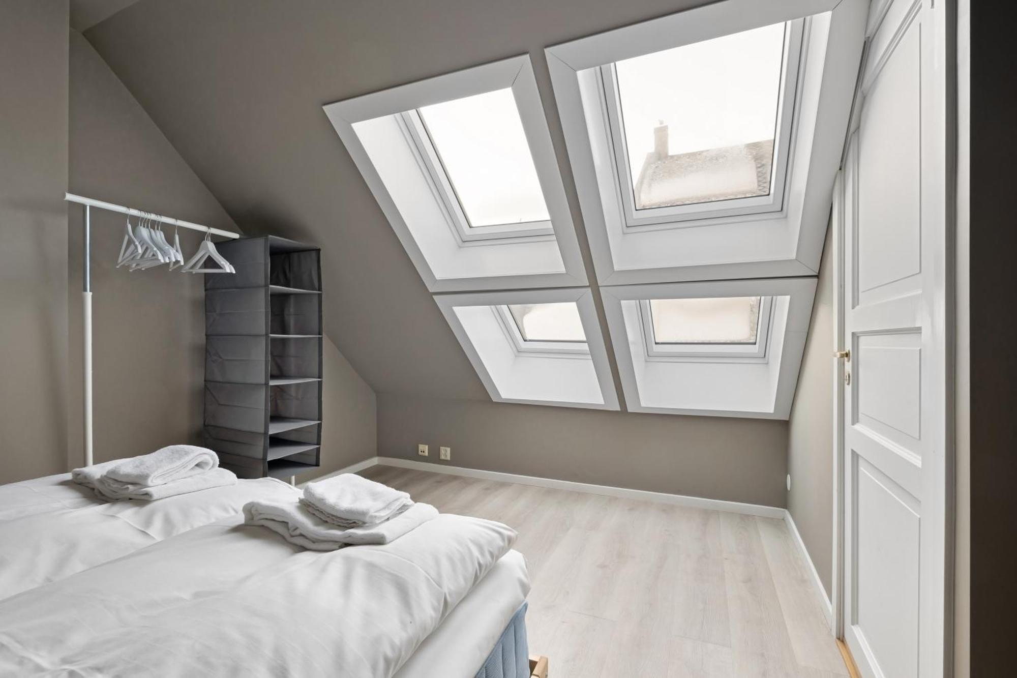 Homerentals L 120Sqm Mid-Central - King Beds - 500Mbps Wi-Fi Bergen Exterior photo